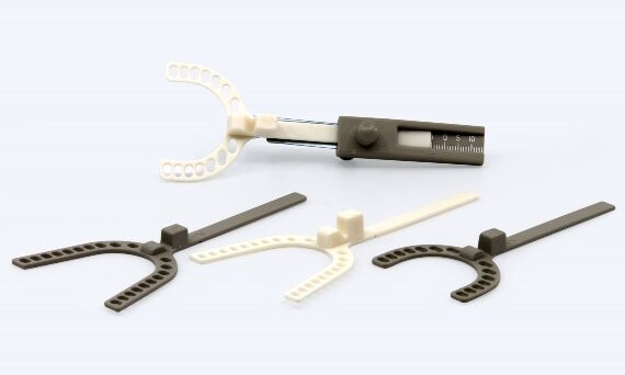 George Gauge with different forks